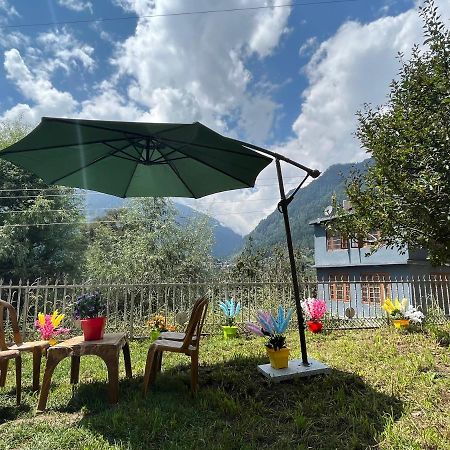 Hotel Hollywood - Top Rated & Most Awarded Property In Manali Buitenkant foto