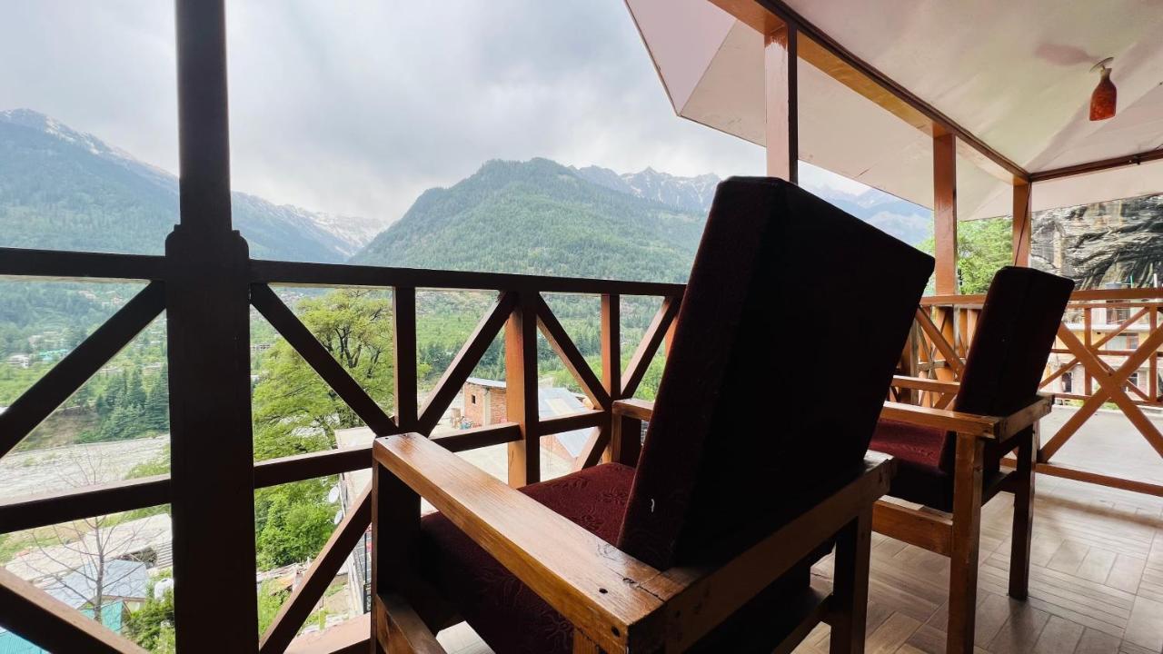 Hotel Hollywood - Top Rated & Most Awarded Property In Manali Buitenkant foto