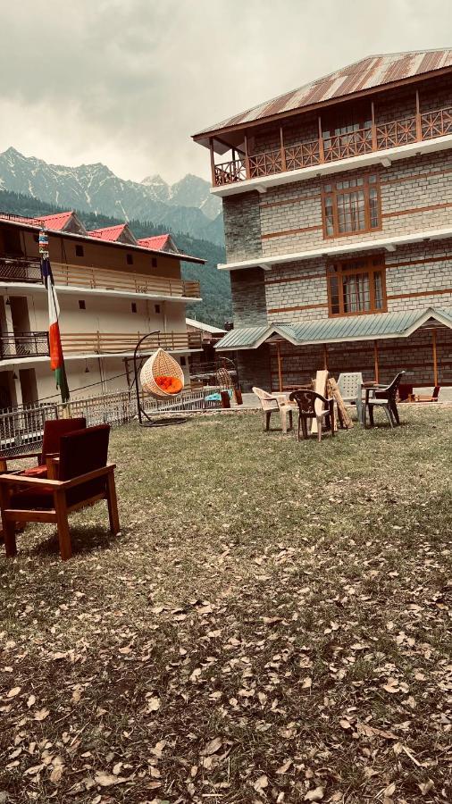 Hotel Hollywood - Top Rated & Most Awarded Property In Manali Buitenkant foto